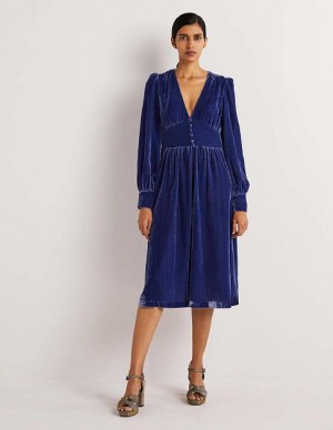 Blue Women's Boden Blue Velvet Midi Dress | 14908OWSM