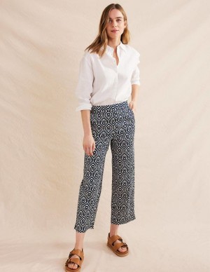 Navy Women's Boden Printed Crop Pants | 90685JCFT