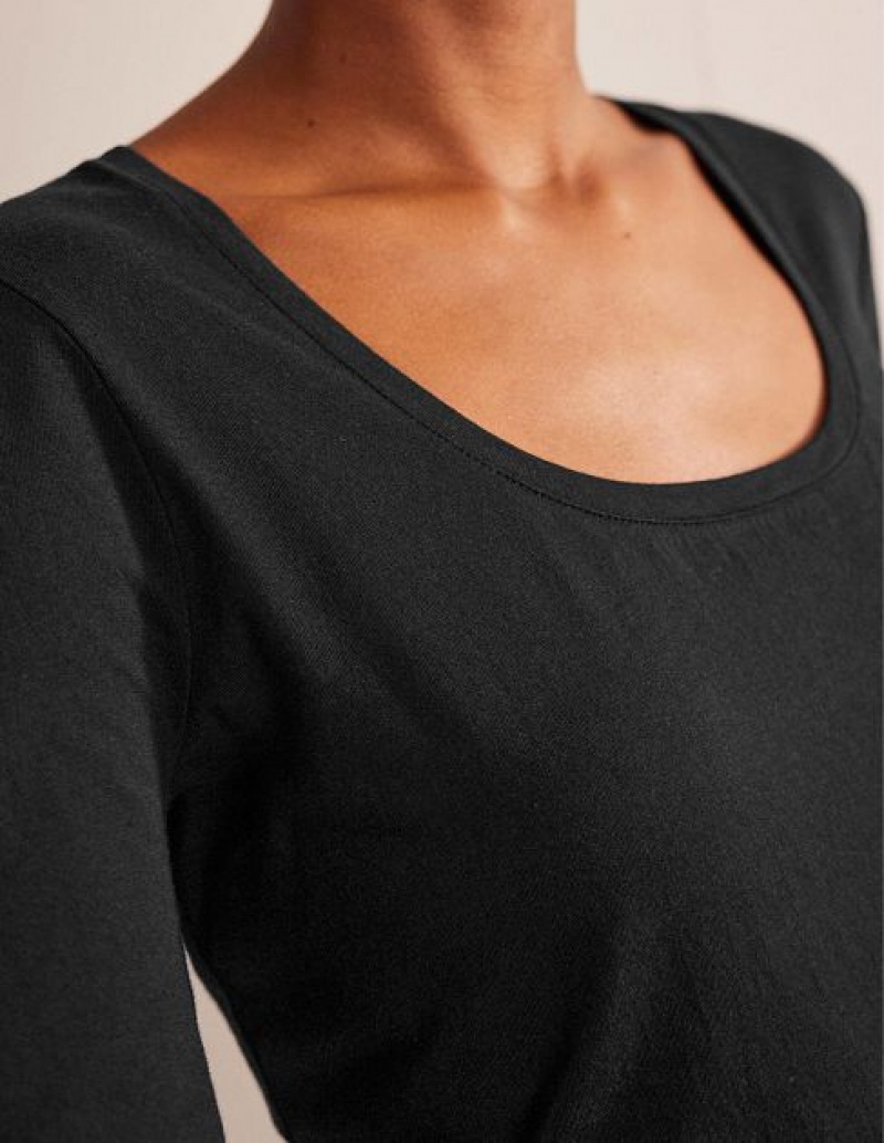 Black Women's Boden 3/4 Sleeve Scoop Neck Tops | 62749KFTM