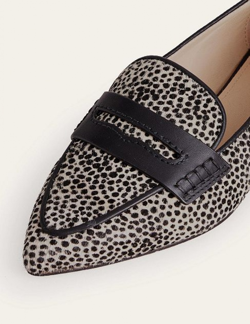 Black / White Women's Boden Pointed Loafers | 15893FEJZ