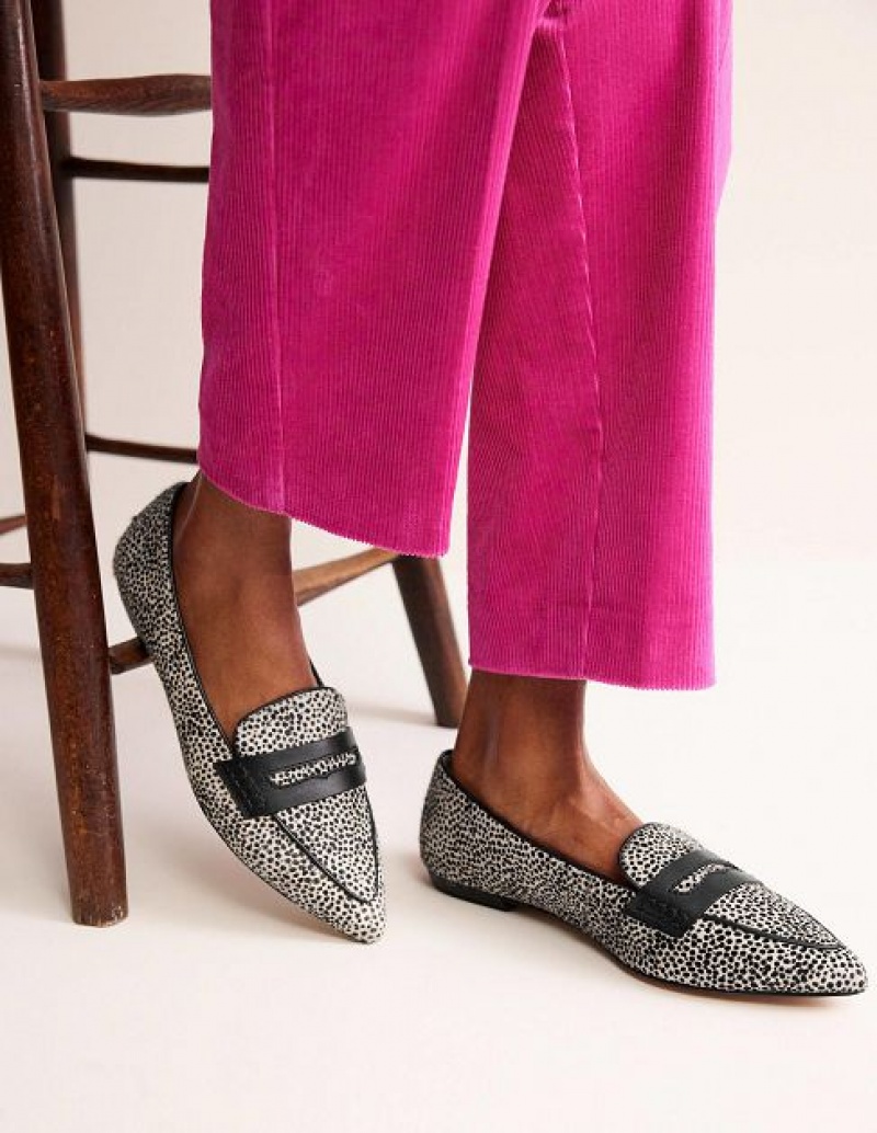 Black / White Women's Boden Pointed Loafers | 15893FEJZ