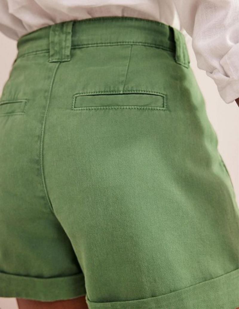 Green Women's Boden Casual Cotton Shorts | 45082KBFU