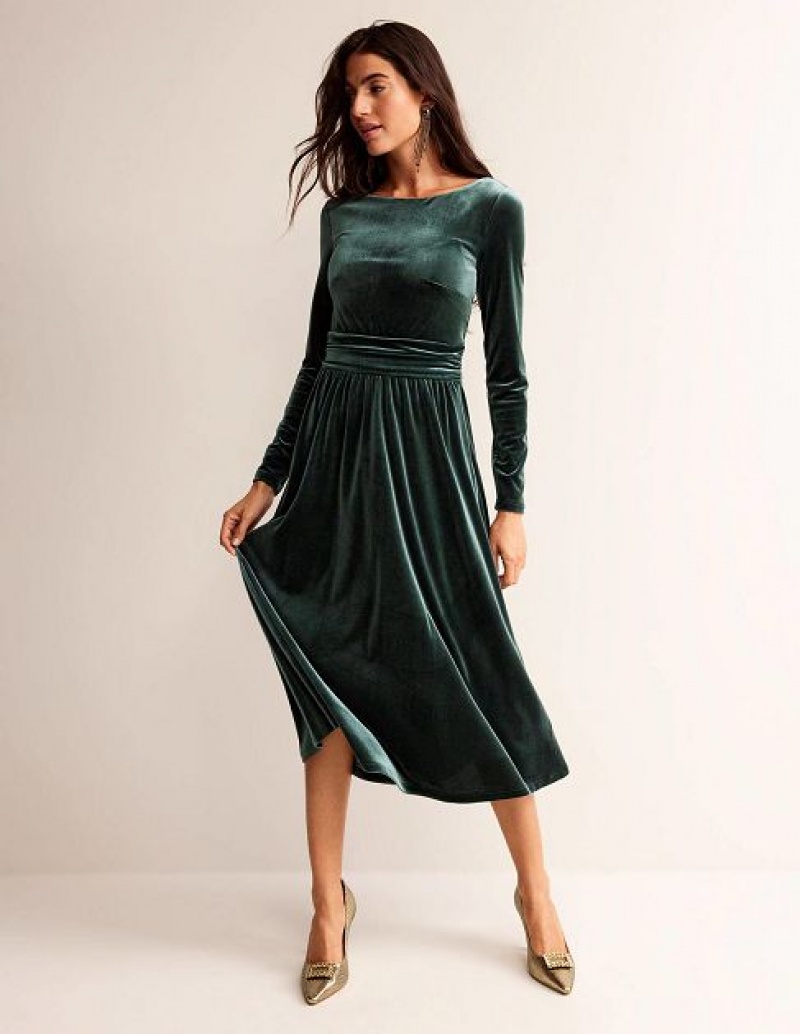 Green Women\'s Boden Lois Velvet Dress | 16937VNUC