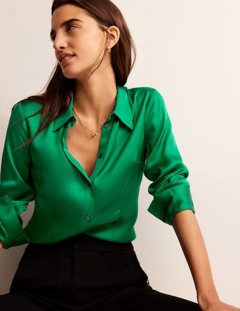 Green Women's Boden Saskia Satin Shirts | 17945SPWB