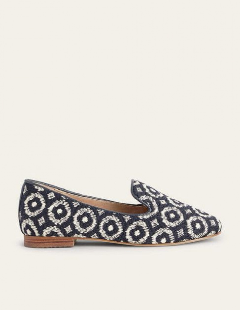 Navy / White Women's Boden Tapestry Embroidered Loafers | 91465UFBX