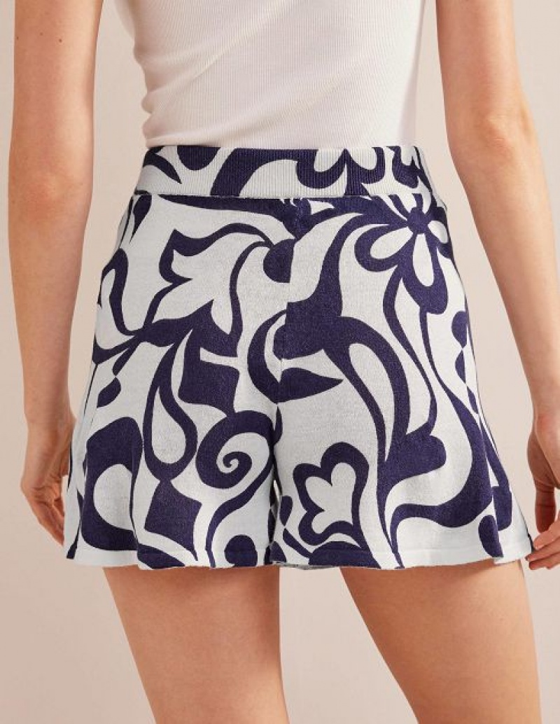 White Azure Women's Boden All-over Pattern Shorts | 43609YHRL